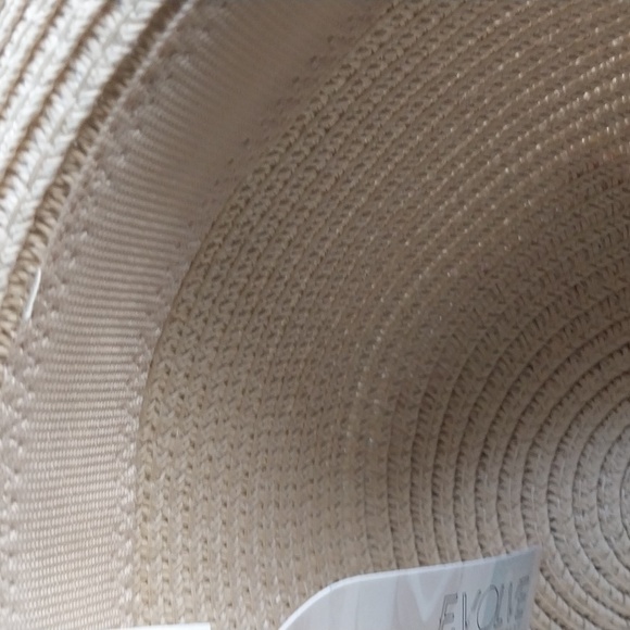 Straw Hat Crocheted Band Medium Fringed Brim OSFM - Picture 9 of 11